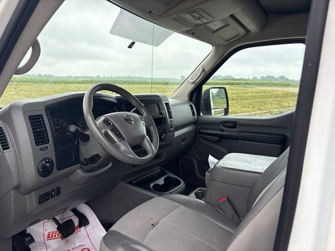 Used 2020 Nissan NV 3500 SL w/ Navigation Package RWD image 18