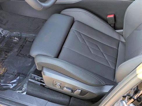 New 2026 BMW X3 xDrive30 w/ Premium Package image 4