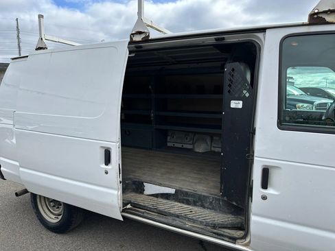 Used 2011 Ford E-150 and Econoline 150 Van 3D w/ Commercial Cargo Van Pkg image 13