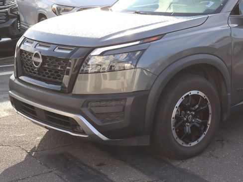 Used 2023 Nissan Pathfinder Rock Creek AWD/4WD image 6