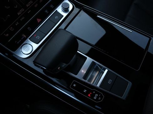 Used 2019 Audi A8 L 3.0T w/ Executive Package image 39