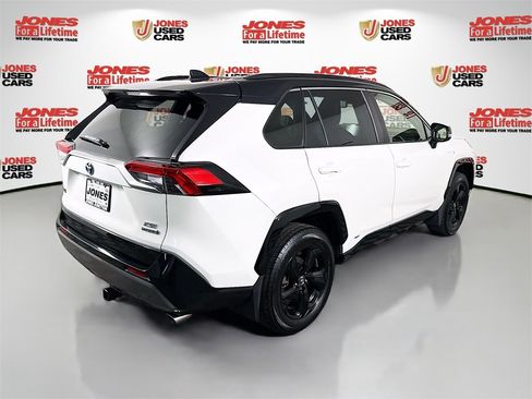 Certified 2019 Toyota RAV4 XSE image 17