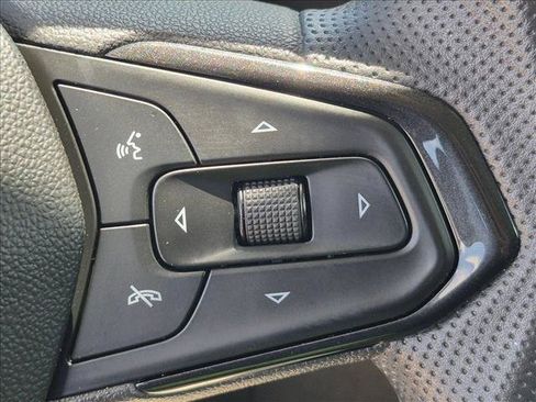 Used 2021 Chevrolet TrailBlazer LT w/ Convenience Package FWD image 11