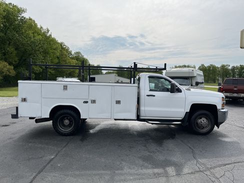Used 2015 Chevrolet Silverado 3500 W/T RWD image 6