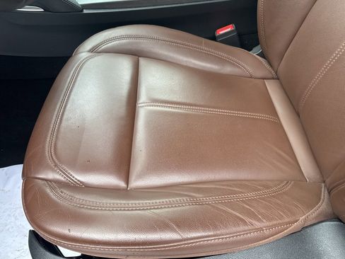 Used 2023 Alfa Romeo Stelvio Ti image 28