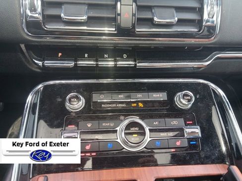 Used 2020 Lincoln Navigator Reserve image 39