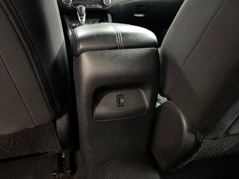 Used 2022 Nissan Sentra SV FWD image 23