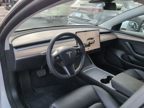 Used 2022 Tesla Model 3 Long Range image 8