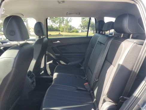 Used 2024 Volkswagen Tiguan SE image 20