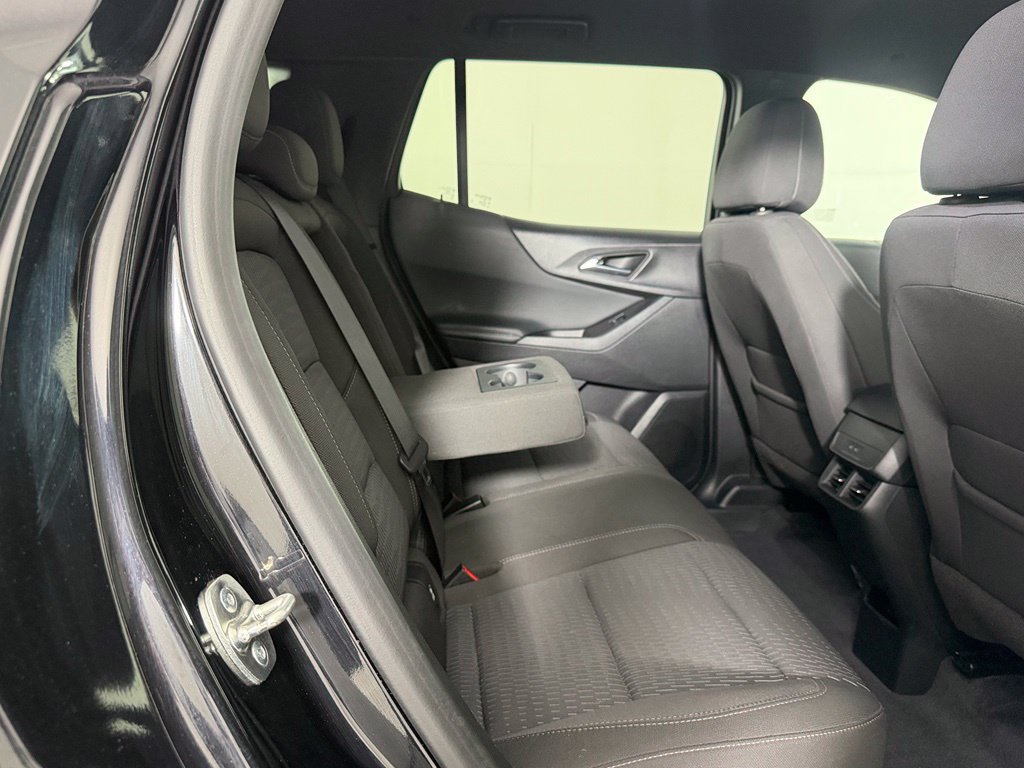 Used 2025 Chevrolet Equinox LT FWD image 21