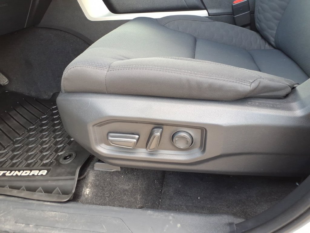 Used 2022 Toyota Tundra SR5 AWD/4WD image 24