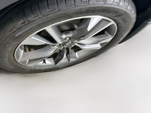 Used 2023 INFINITI QX60 Luxe w/ Vision Package FWD image 11