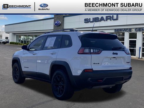 Used 2020 Jeep Cherokee Trailhawk image 5