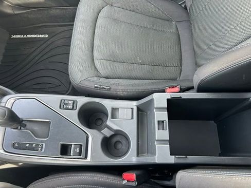 Used 2024 Subaru Crosstrek 2.0i Premium image 19