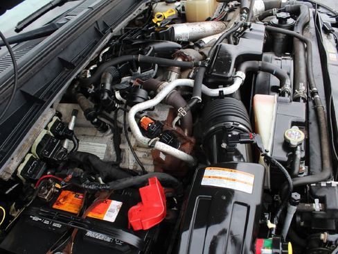 Used 2015 Ford F450 XL w/ Power Equipment Group image 37