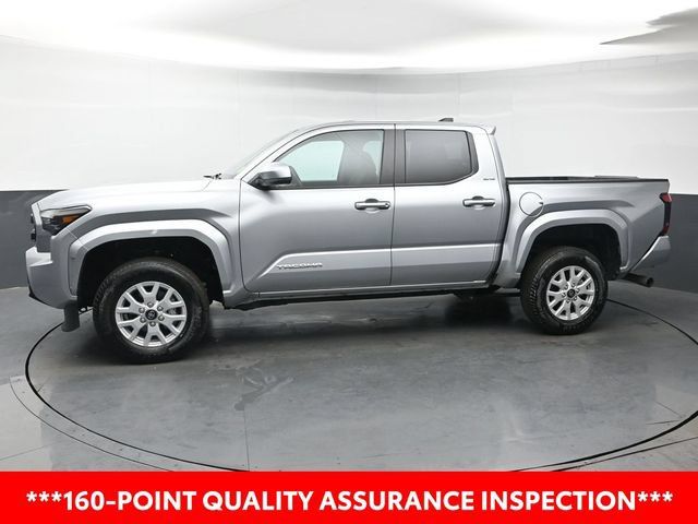 Certified 2026 Toyota Tacoma SR5 AWD/4WD image 2