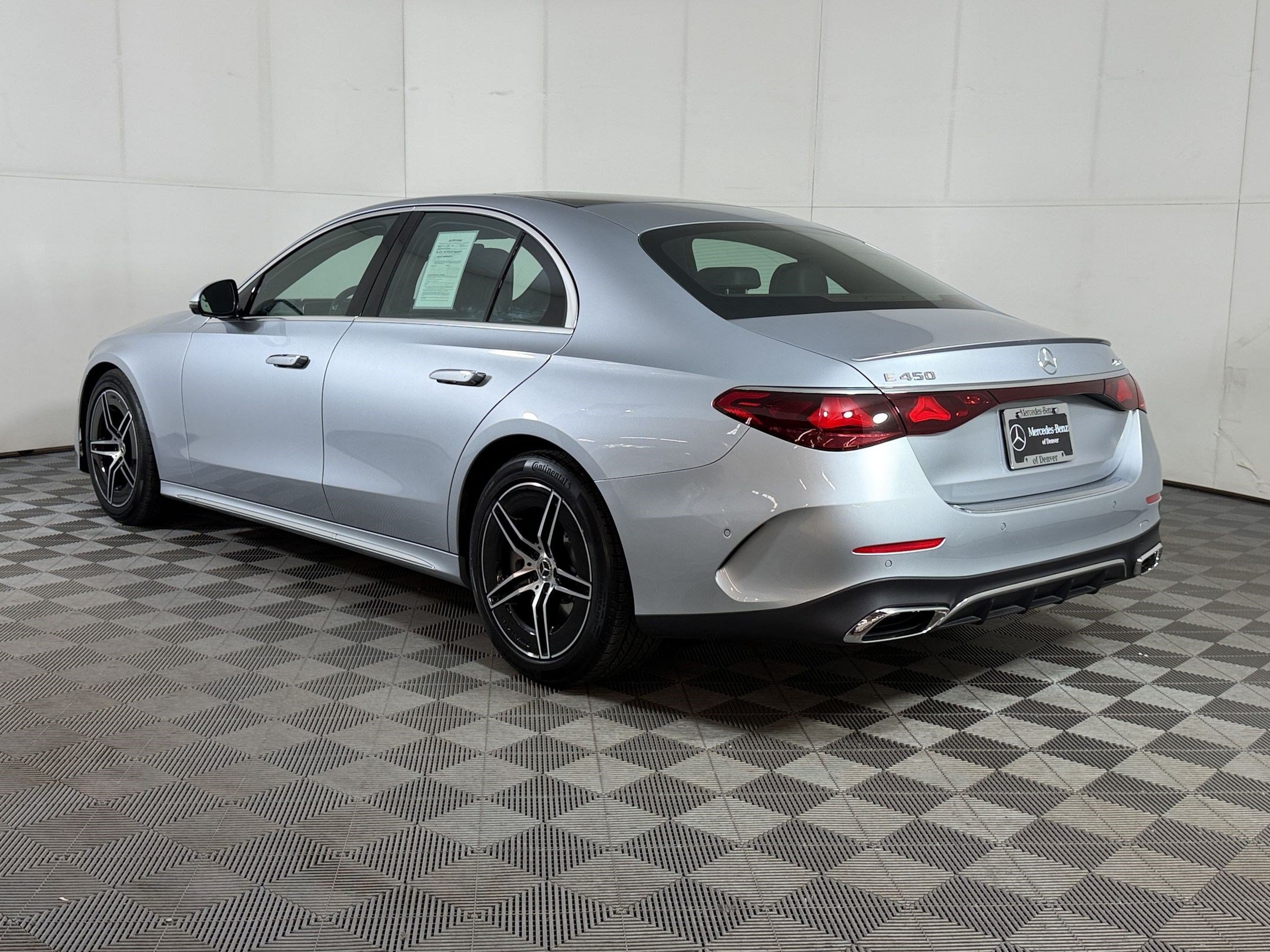 Used 2026 Mercedes-Benz E 450 4MATIC Sedan image 3