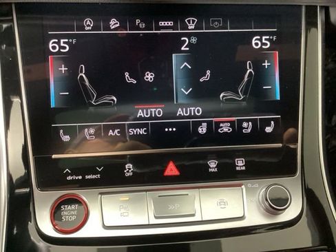 Used 2025 Audi SQ8 Prestige w/ Prestige Package image 25