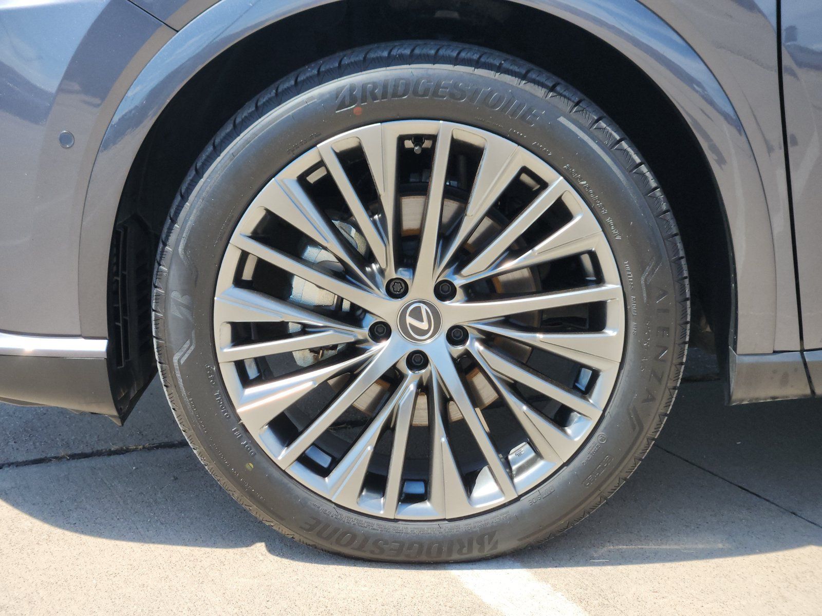 Used 2025 Lexus RX 450h AWD w/ Convenience Package image 11
