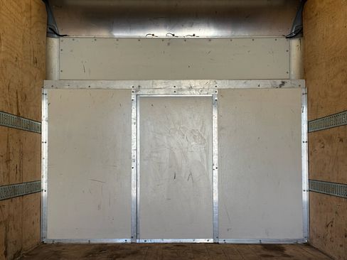 Used 2023 GMC Savana 3500 Extended w/ Power Convenience Package image 32