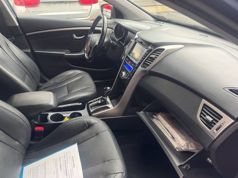 Used 2013 Hyundai Elantra GT w/ Tech Pkg FWD image 25