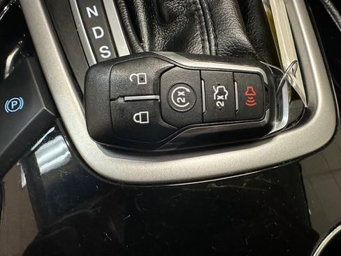 Used 2016 Ford Edge SEL w/ Equipment Group 201A image 14