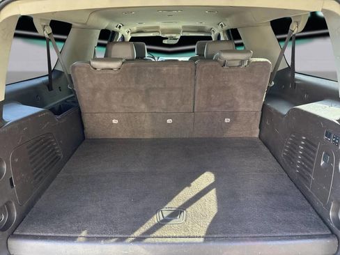 Used 2020 GMC Yukon XL Denali RWD image 7