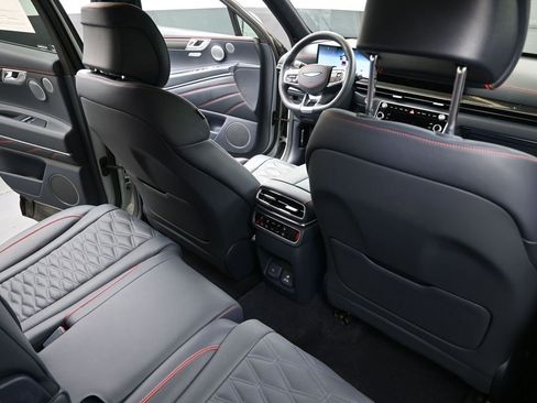 Used 2025 Genesis GV80 3.5T e-SC image 15