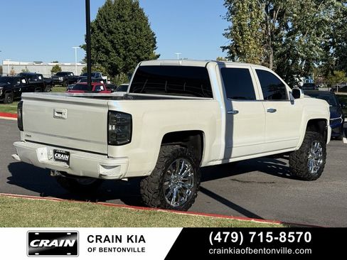 Used 2018 Chevrolet Silverado 1500 LT w/ All Star Edition image 8