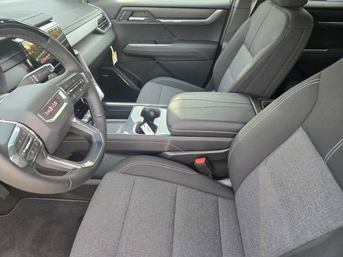 New 2026 GMC Acadia Elevation w/ Super Cruise Package FWD image 17