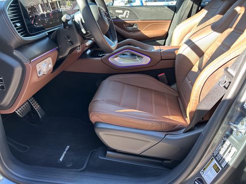 Certified 2025 Mercedes-Benz GLS 450 4MATIC image 22