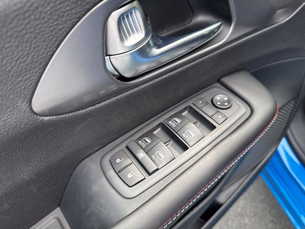 New 2027 Chrysler Pacifica Select AWD/4WD image 26