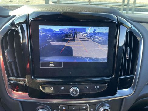 Certified 2023 Chevrolet Traverse LT image 22