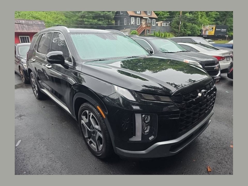 Used 2023 Hyundai Palisade Limited FWD image 1