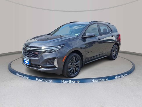 Certified 2023 Chevrolet Equinox RS w/ LPO, Floor Liner Package AWD/4WD image 3