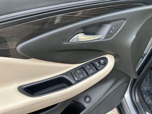 Used 2019 Buick Envision Preferred image 21