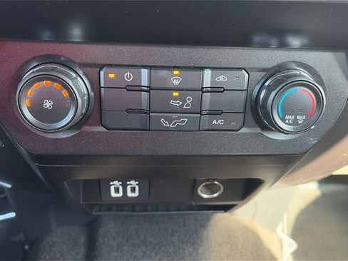 Used 2019 Ford F150 XLT image 48