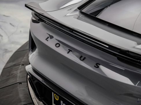 Used 2025 Lotus Emira RWD image 18