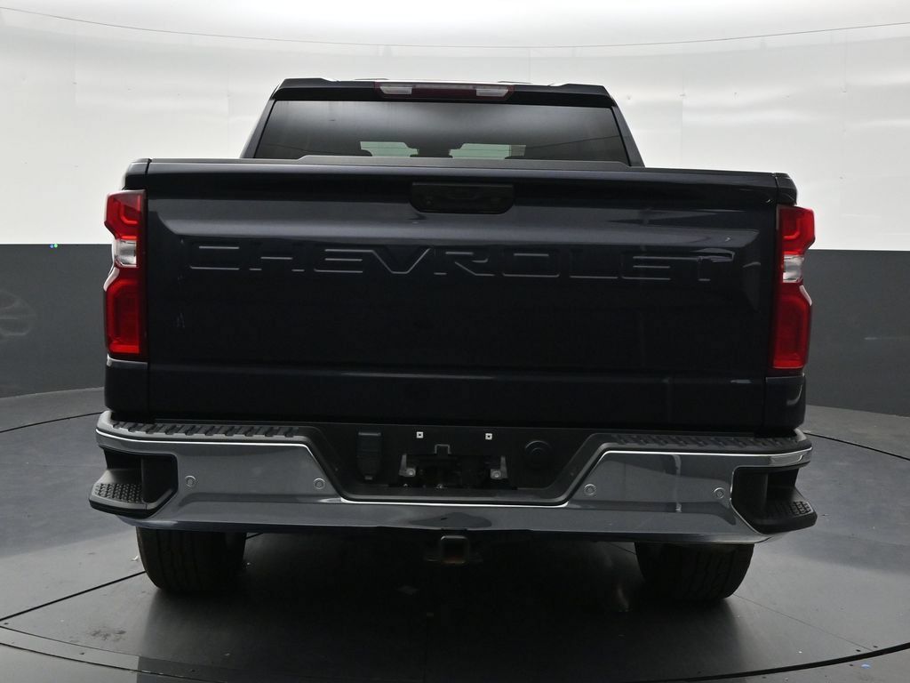 Used 2023 Chevrolet Silverado 1500 LTZ RWD image 4