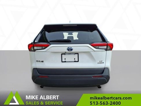 Used 2022 Toyota RAV4 LE image 6