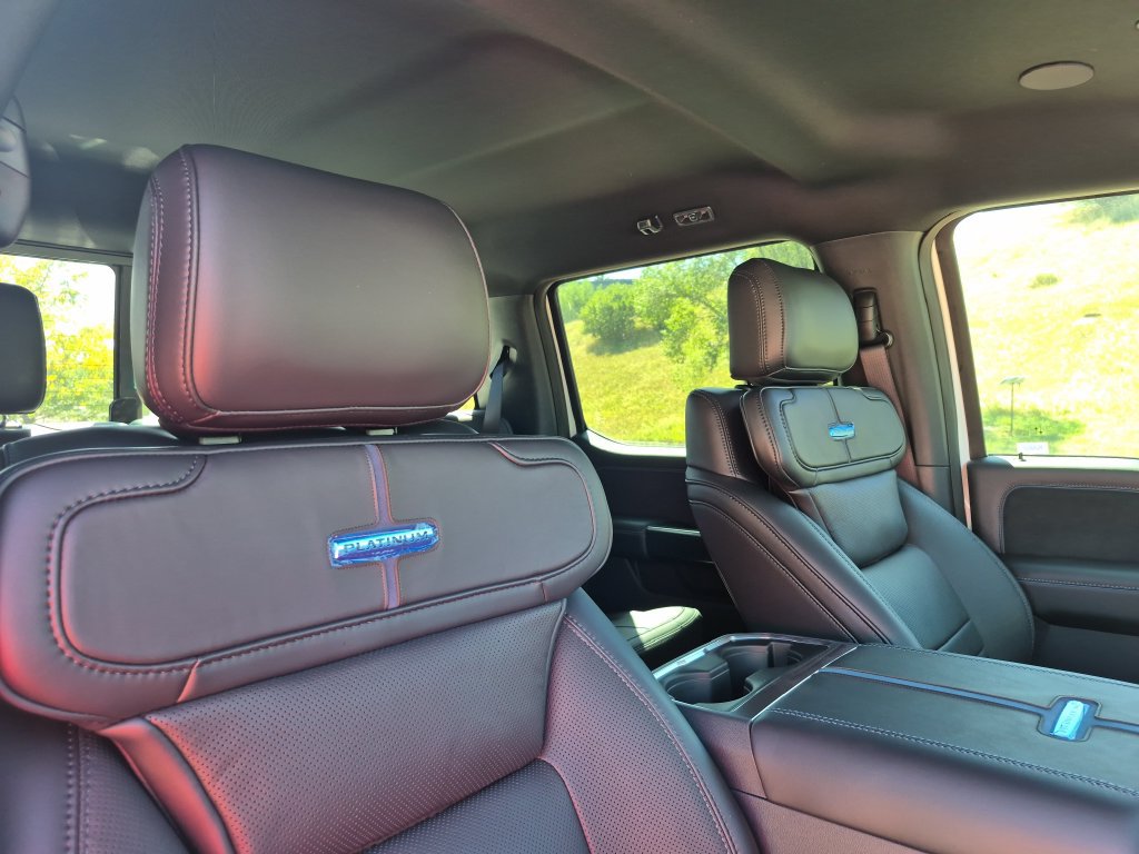 New 2026 Ford F250 Platinum w/ Tremor Off-Road Package AWD/4WD image 29