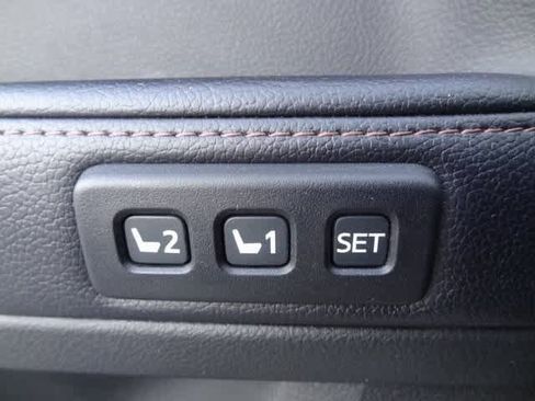 Used 2018 Toyota 4Runner Limited image 17