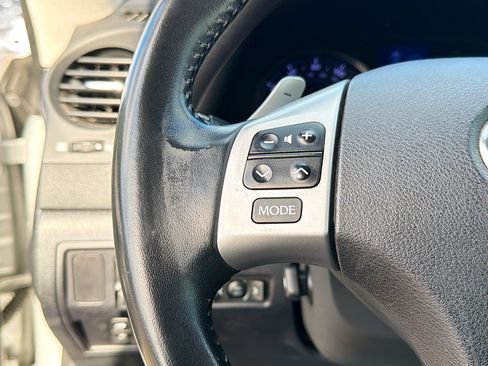 Used 2015 Lexus IS 250C w/ Luxury Package RWD image 35