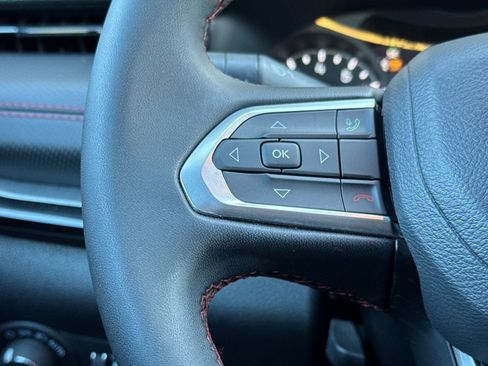 Used 2024 Jeep Compass Trailhawk image 27