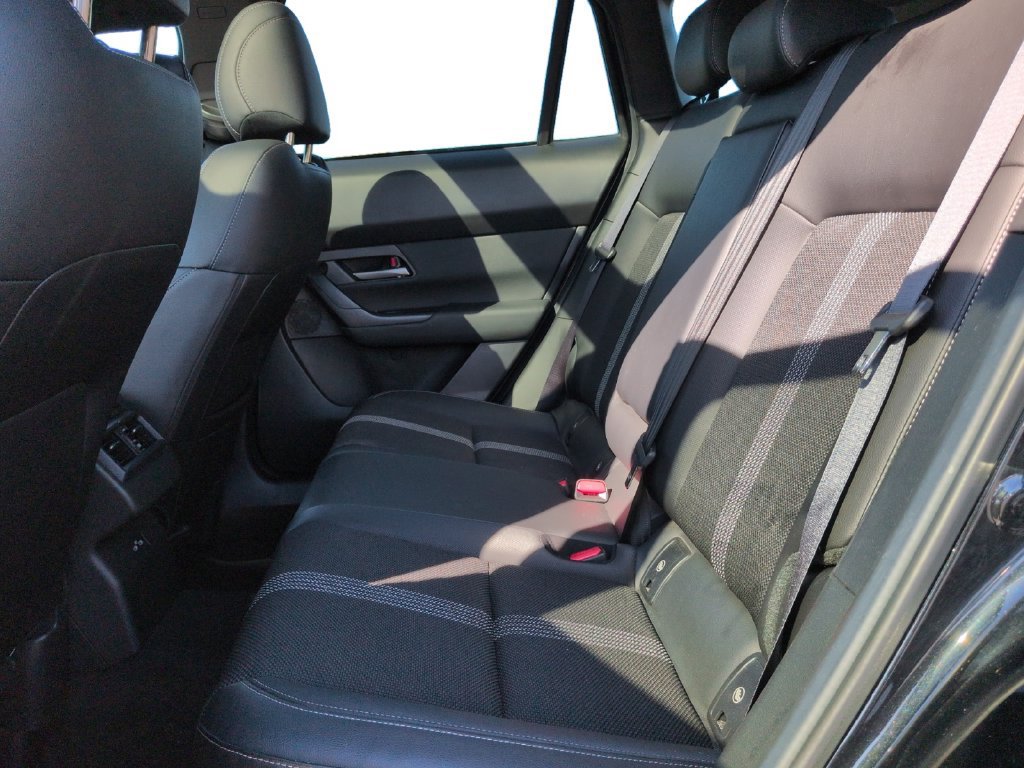 Used 2025 MAZDA CX-50 AWD 2.5 S w/ Premium Package image 26