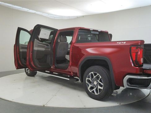 New 2026 GMC Sierra 1500 SLT w/ SLT Premium Package image 11