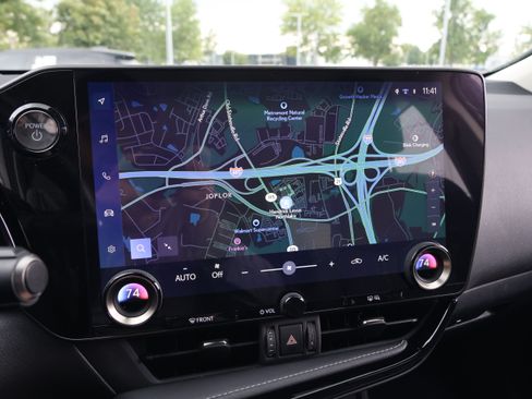Used 2024 Lexus NX 350h AWD image 25