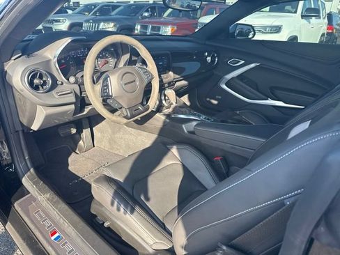 Used 2024 Chevrolet Camaro SS RWD image 8