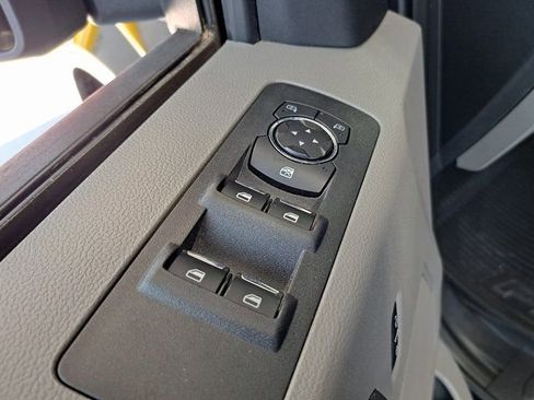 Used 2018 Ford F150 XL w/ Equipment Group 101A Mid AWD/4WD image 20