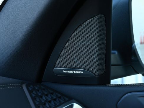 Certified 2024 BMW X5 xDrive50e w/ Premium Package image 24